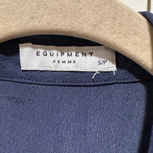 Equipment Femme Silk 100% Mina Dress in Navy  Revolve Style,size S - Picture 5 of 9